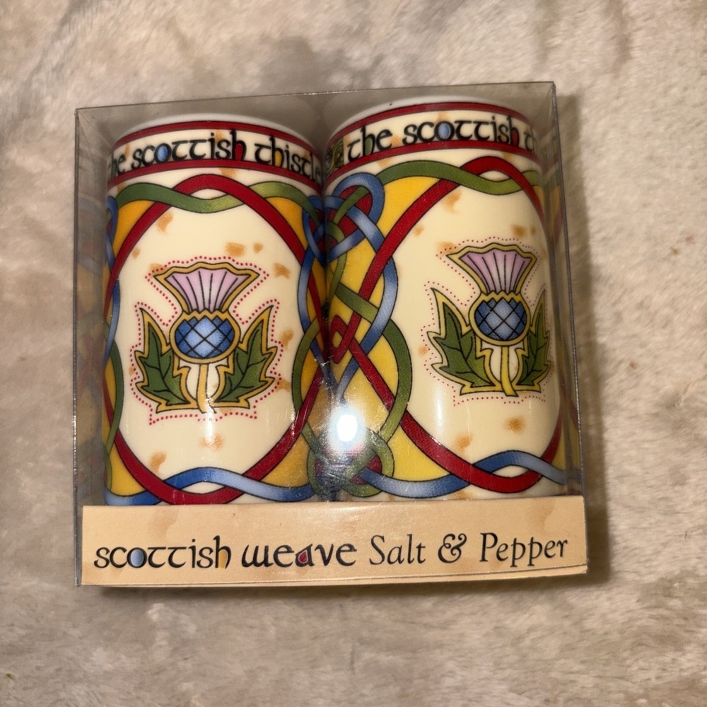 Ceramic Scottish Salt and Pepper Shakers Scottish Thistle Celtic Weave NIB